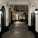 Unique In Madelaine! *